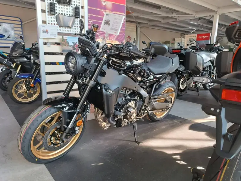 Yamaha XSR 900 (2022 - 24)