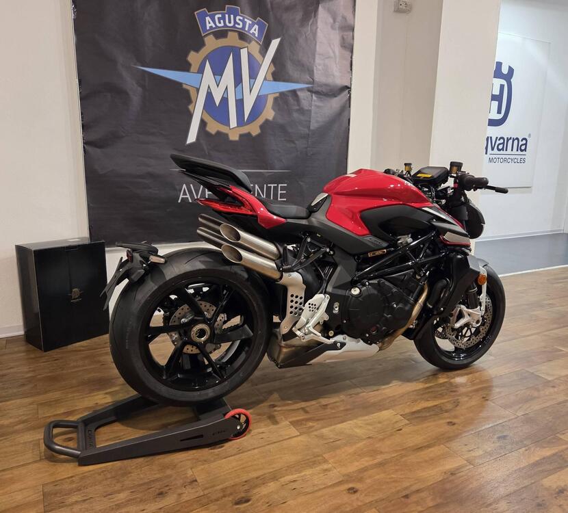 MV Agusta Brutale 1000 RS (2022 - 25) (2)