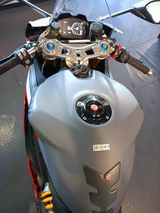 Ducati Panigale V2 Superquadro Final Edition (2024) (5)