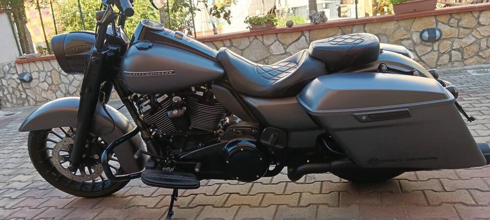 Harley-Davidson 107 Road King Special (2017 - 18) - FLHRXS (3)