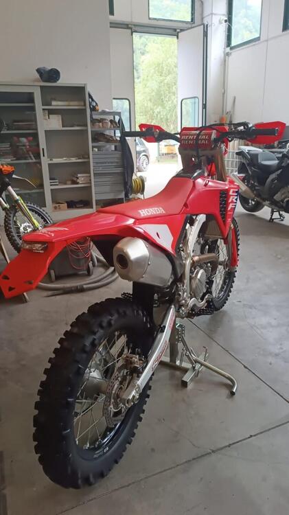 Honda CRF 250 R (2025) (2)