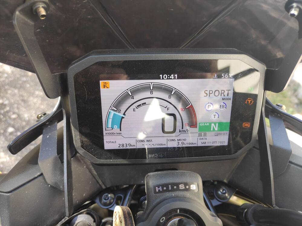 Honda CB 750 Hornet (2023 - 24) (5)