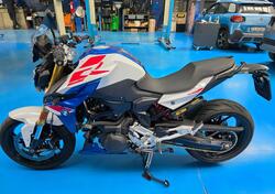 Bmw F 900 R (2021 - 24) usata