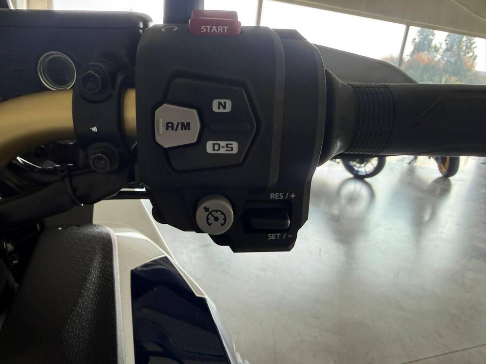 Honda Africa Twin CRF 1100L Adventure Sports (2024 - 25) (3)