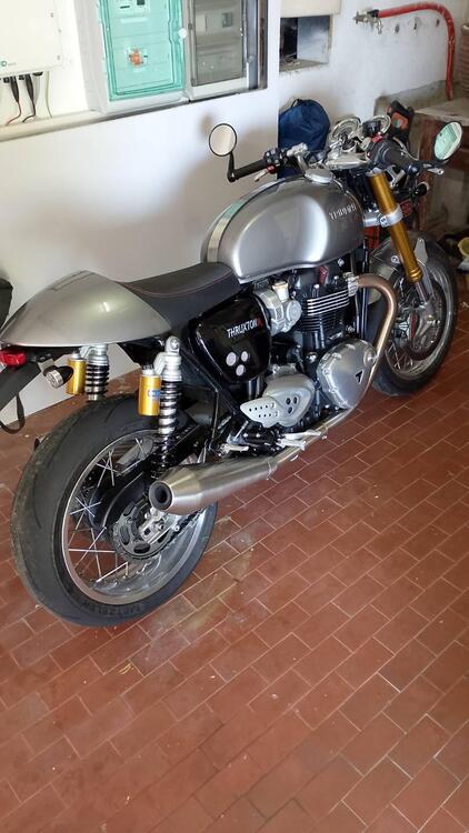 Triumph Thruxton 1200 R (2017 - 20) (3)