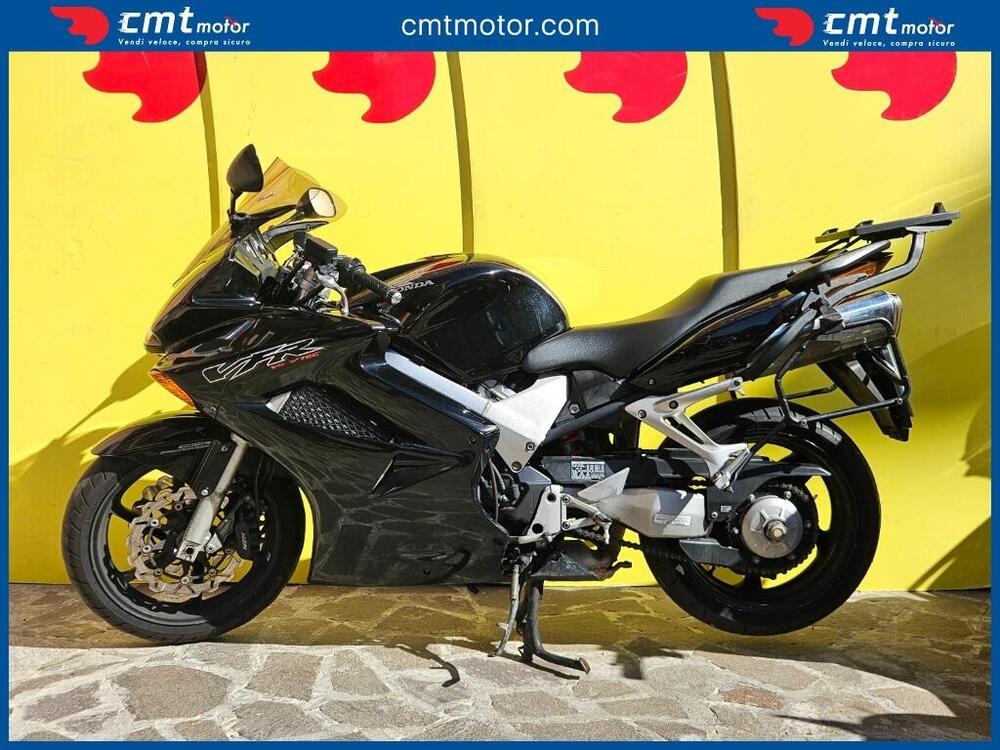 Honda VFR 800 (2002 - 05) (3)