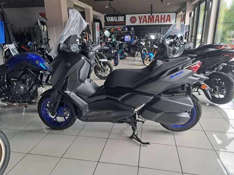 Yamaha X-Max 300 (2025 - 26)