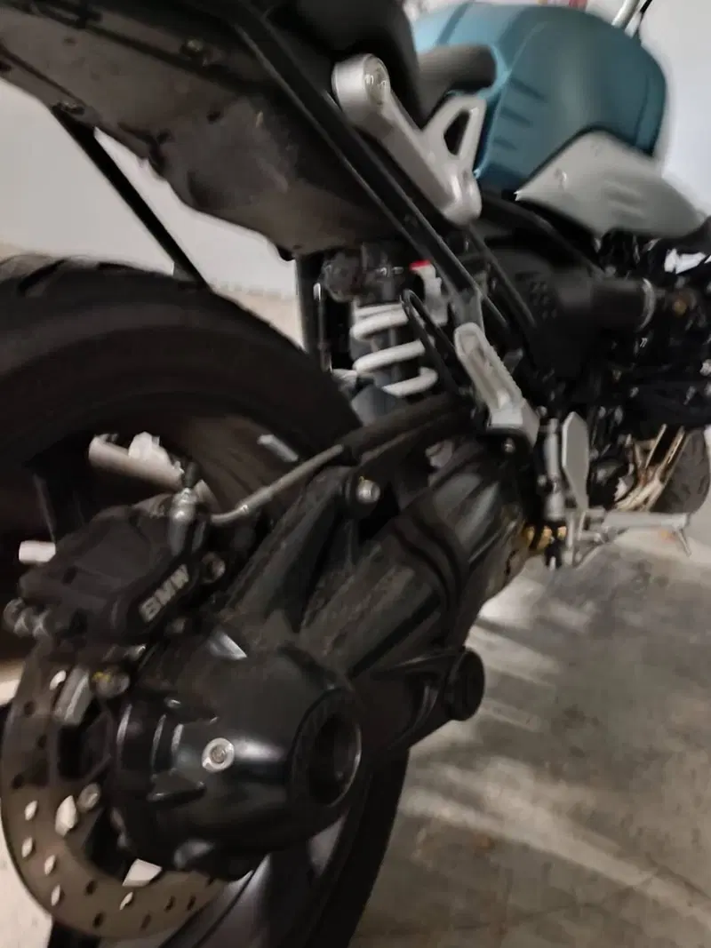 Bmw R nineT Pure (2021 - 24) (9)