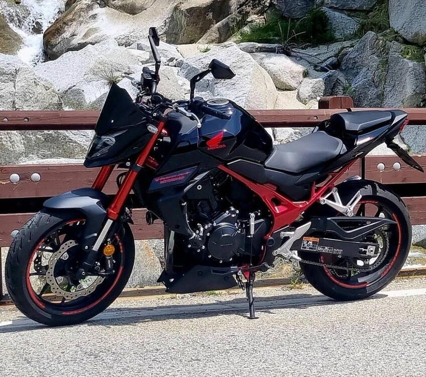 Honda CB 750 Hornet (2023 - 24) (2)