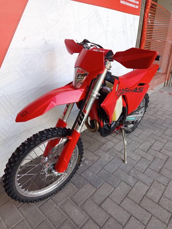 GASGAS EC 250 F (2025) (3)