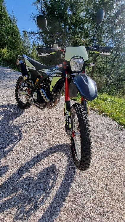 Fantic Motor XEF 125 Competition 4T (2022)