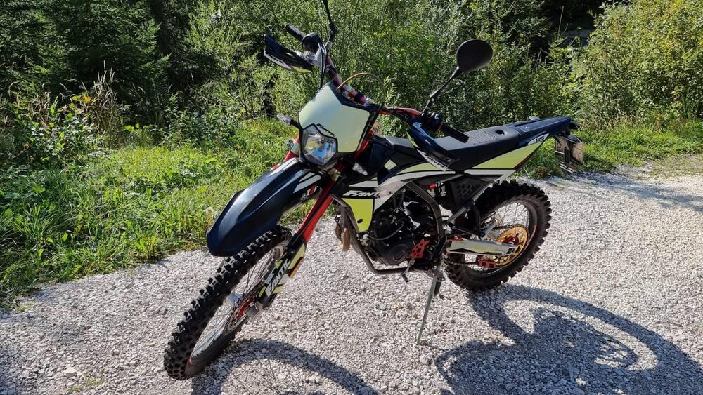 Fantic Motor XEF 125 Competition 4T (2022) (2)