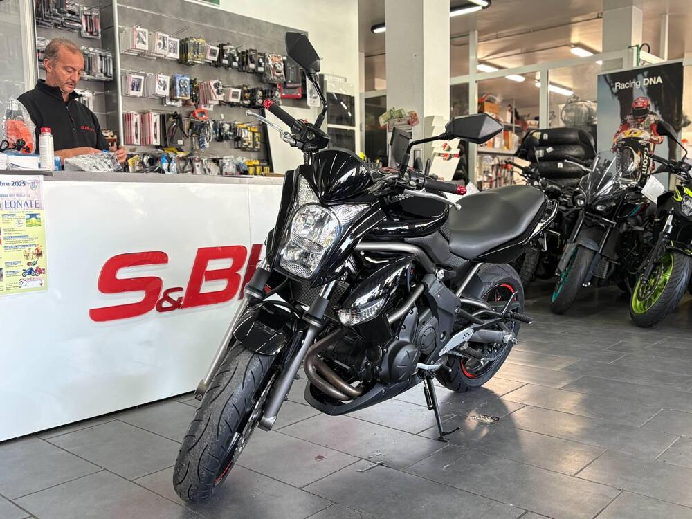 Kawasaki ER-6N (2009 - 11) (2)