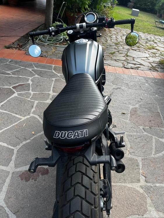 Ducati Scrambler 800 Night Shift (2021 - 22) (3)