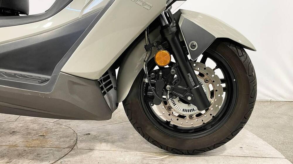 Kymco X-Town 300i ABS (2016 - 20) (5)