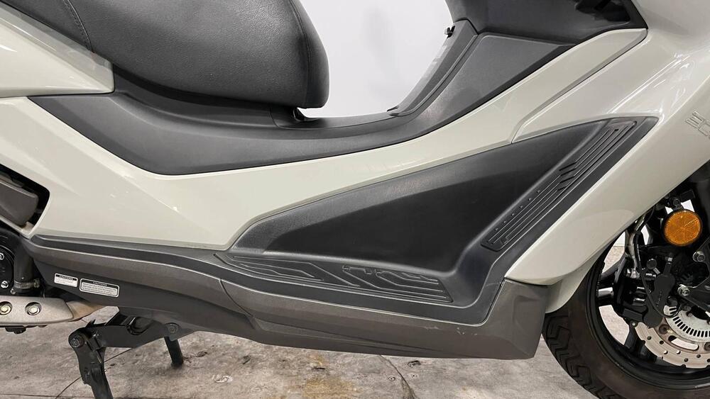 Kymco X-Town 300i ABS (2016 - 20) (4)