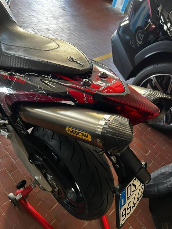 Aprilia Dorsoduro 750 Factory (2010 - 13) (5)