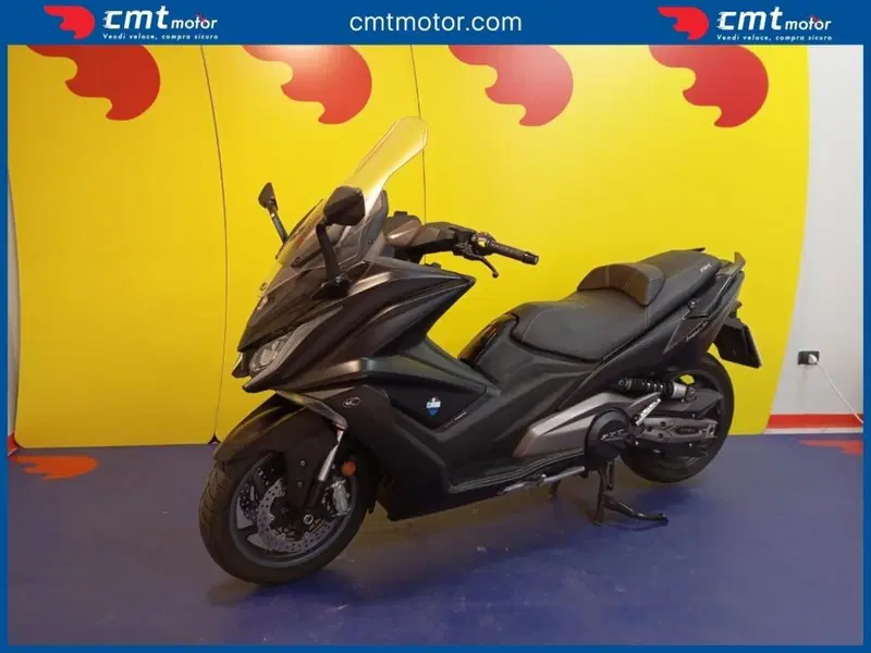 Kymco AK 550 ETS (2021 - 26) (2)