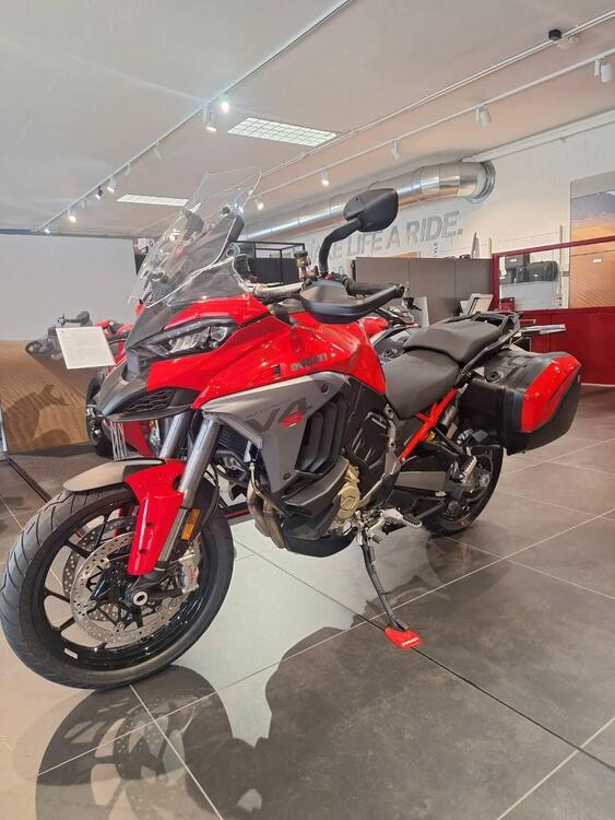 Ducati Multistrada V4 S (2025) (5)