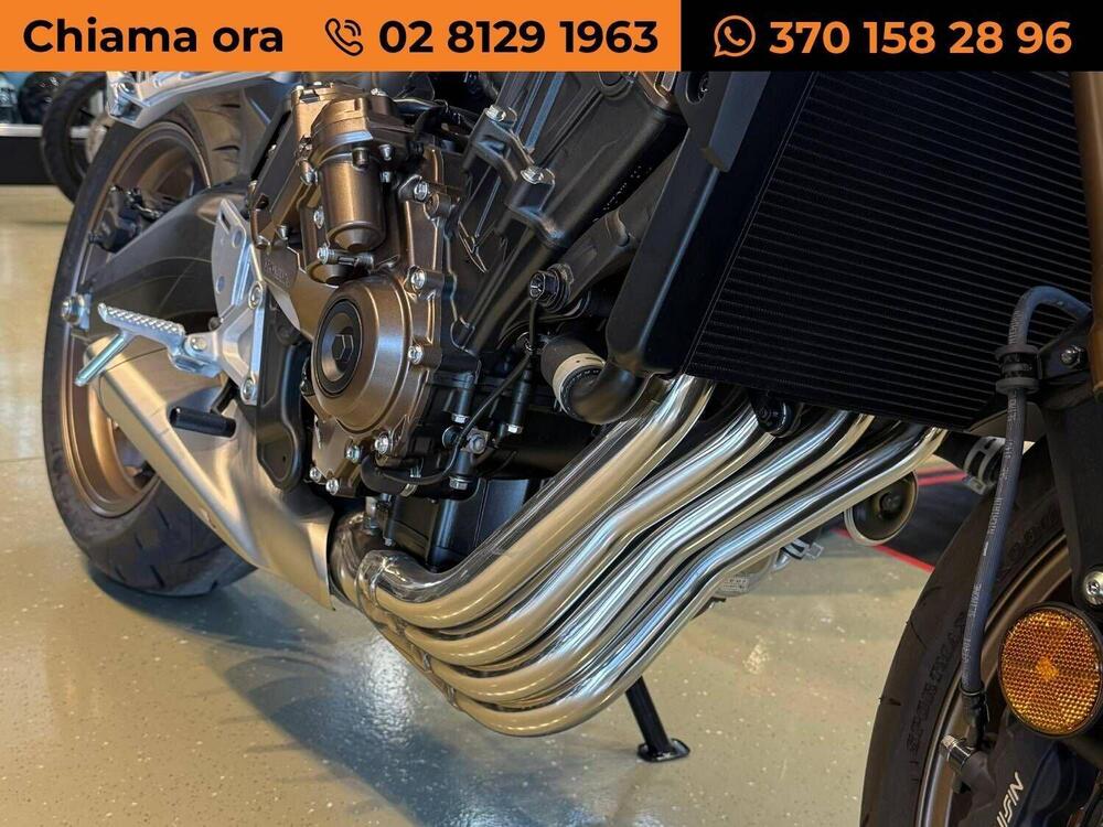 Honda CB 650 R E-Clutch (2024 - 25) (4)