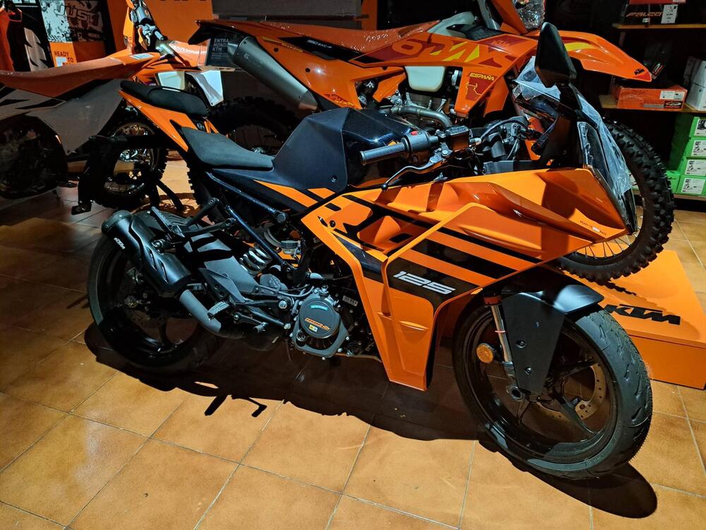 KTM RC 125 (2022 - 25)