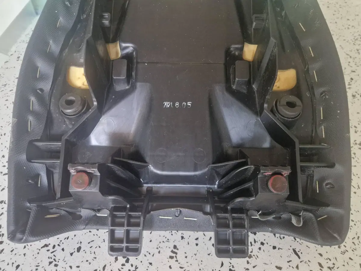 Sella pilota Honda Africa Twin 1100 standard nera (6)