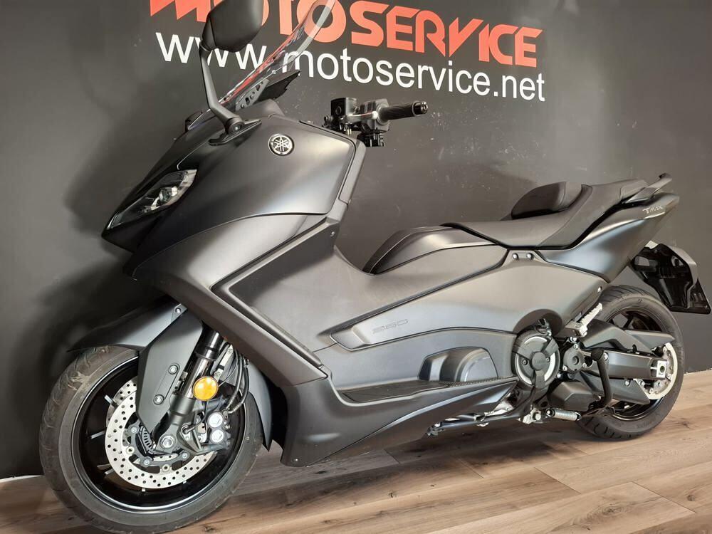 Yamaha T-Max 560 (2022 - 24) (2)