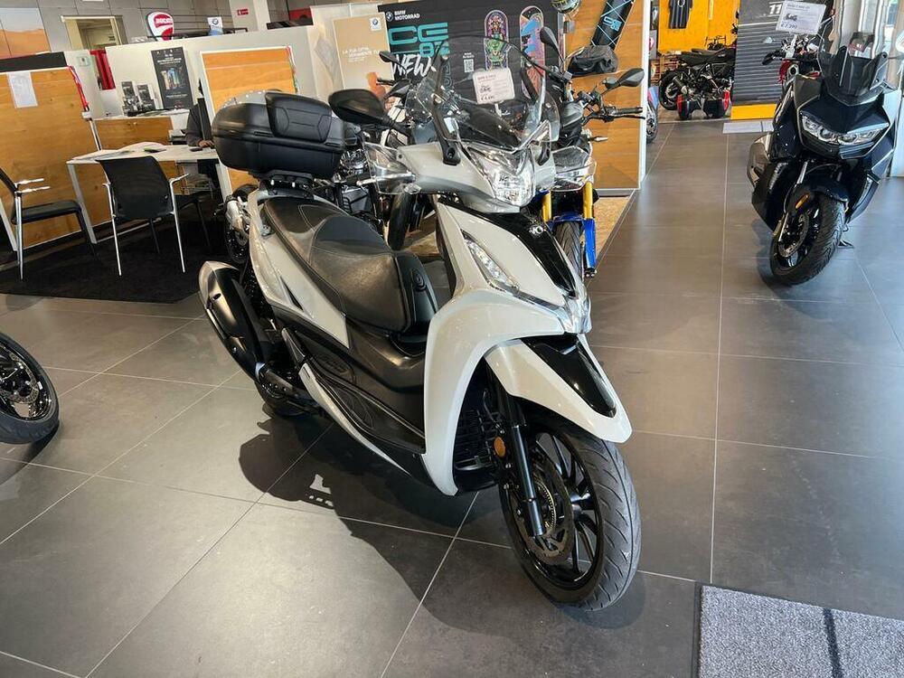 Kymco Agility 300i R16 ABS (2020) (2)