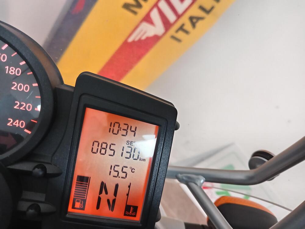 Bmw R 1200 R (2006 - 11) (4)