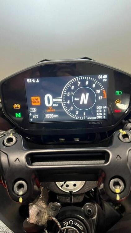 Ducati Hypermotard 950 RVE (2022 - 25) (5)