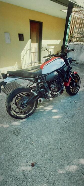 Yamaha XSR 700 ABS (2016 - 20) (2)