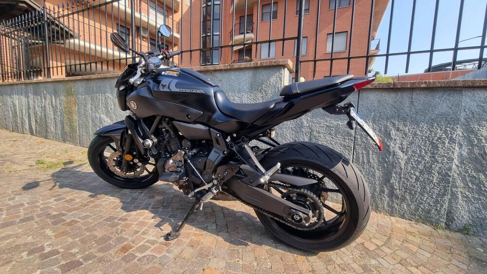 Yamaha MT-07 (2017 - 18) (5)