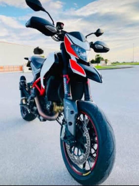 Ducati Hypermotard 821 SP (2013 - 15) (2)