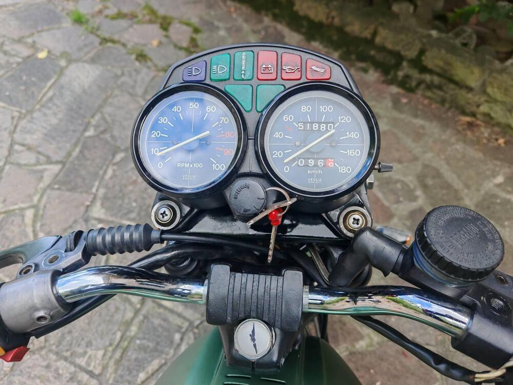 Moto Guzzi V50 (3)