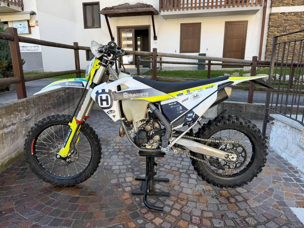 Husqvarna FE 250 (2022)