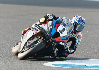 SBK 2025. GP del Portogallo. Razgatlioglu si aggiudica anche la Sprint Race [GALLERY]