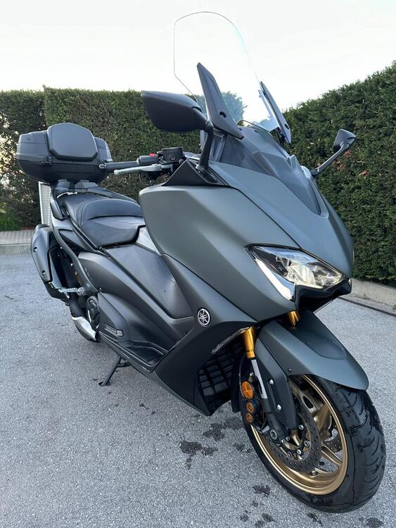 Yamaha T-Max 560 Tech Max (2021)