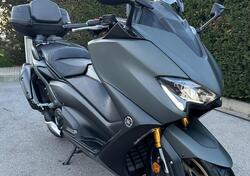 Yamaha T-Max 560 Tech Max (2021) usata