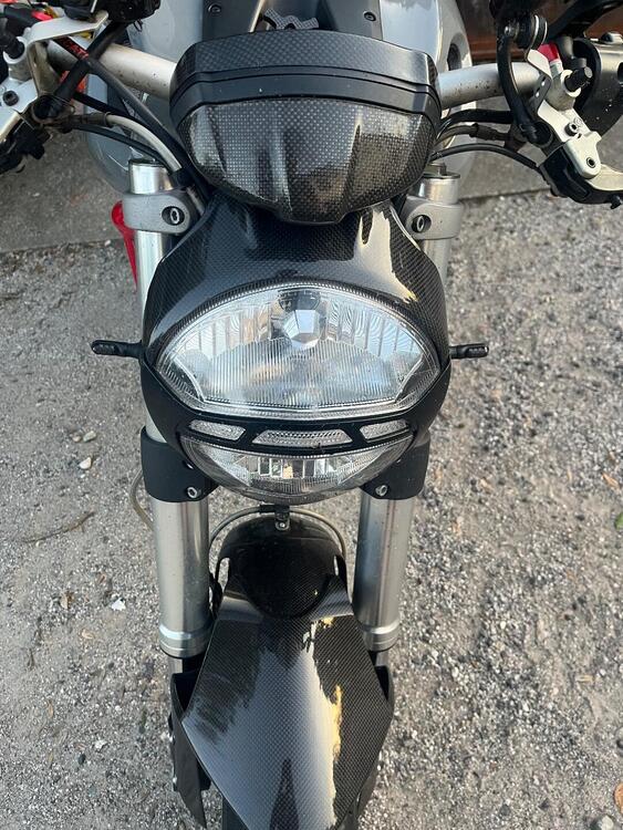 Ducati Monster 1100 (2009 -10) (5)