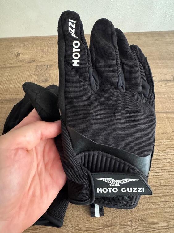 Guanti molto guzzi Touch Spidi (3)