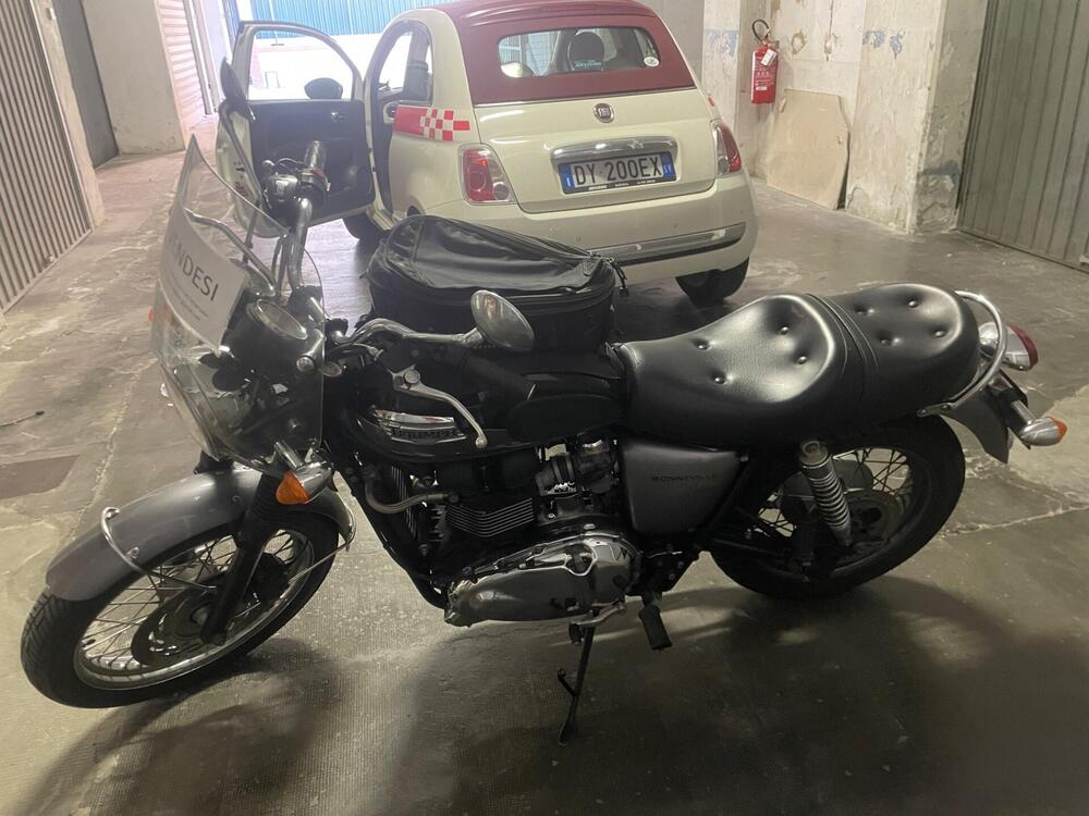 Triumph Bonneville T100 (2008 - 16) (2)