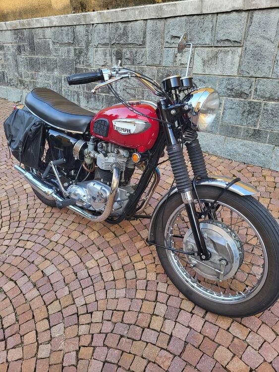 Triumph T120R (4)