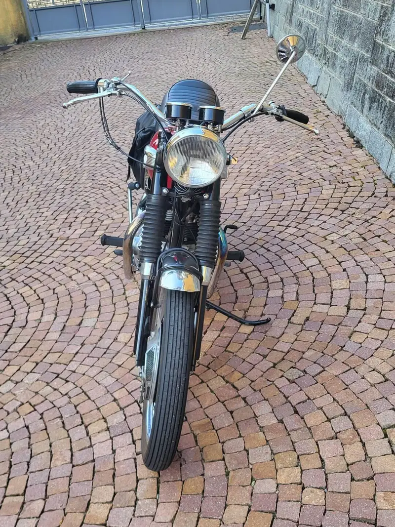 Triumph BONNEVILLE T120R (6)