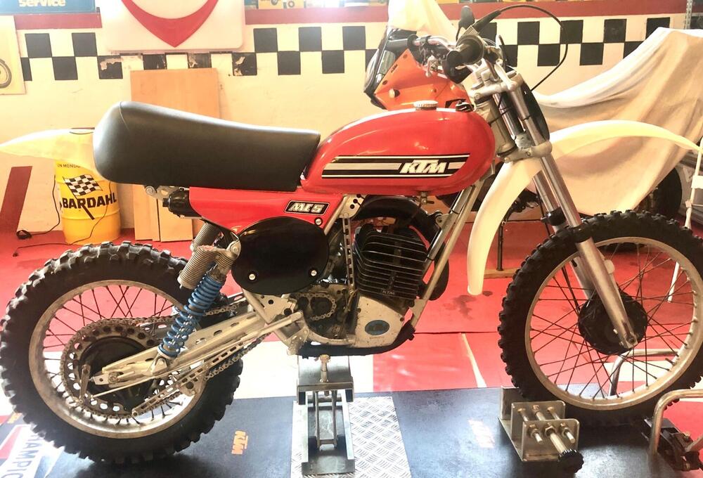 KTM 125 Cr  (2)