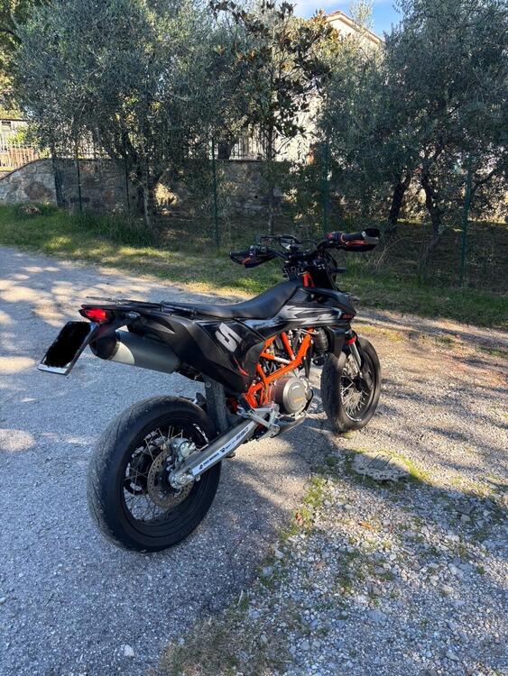 KTM 690 SMC R (2021 - 22) (3)