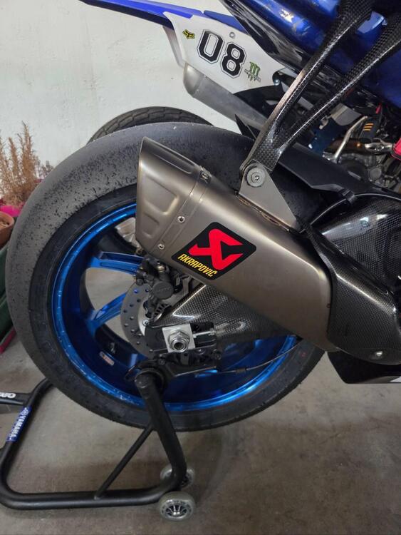 Yamaha YZF R1 GYTR (2025) (3)