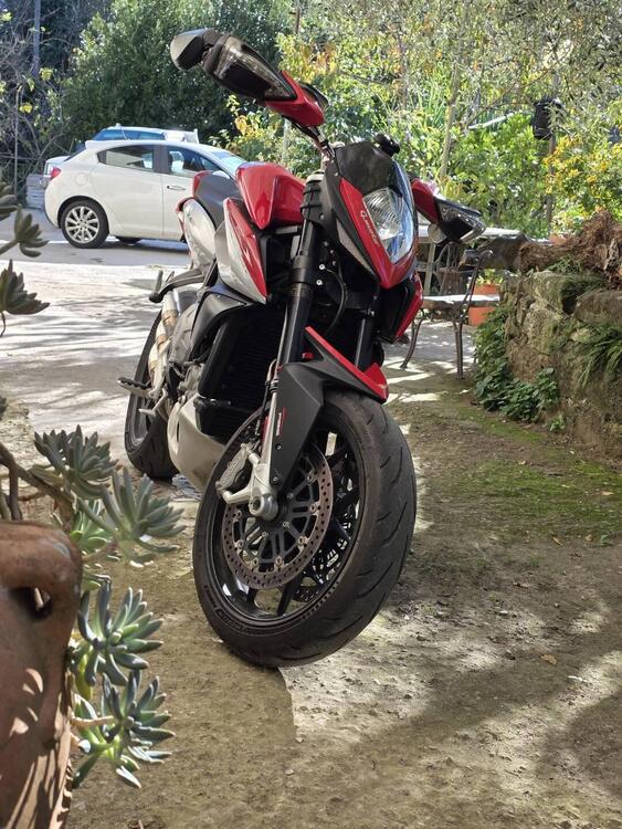 MV Agusta Rivale 800 EAS ABS (2013 -17) (5)