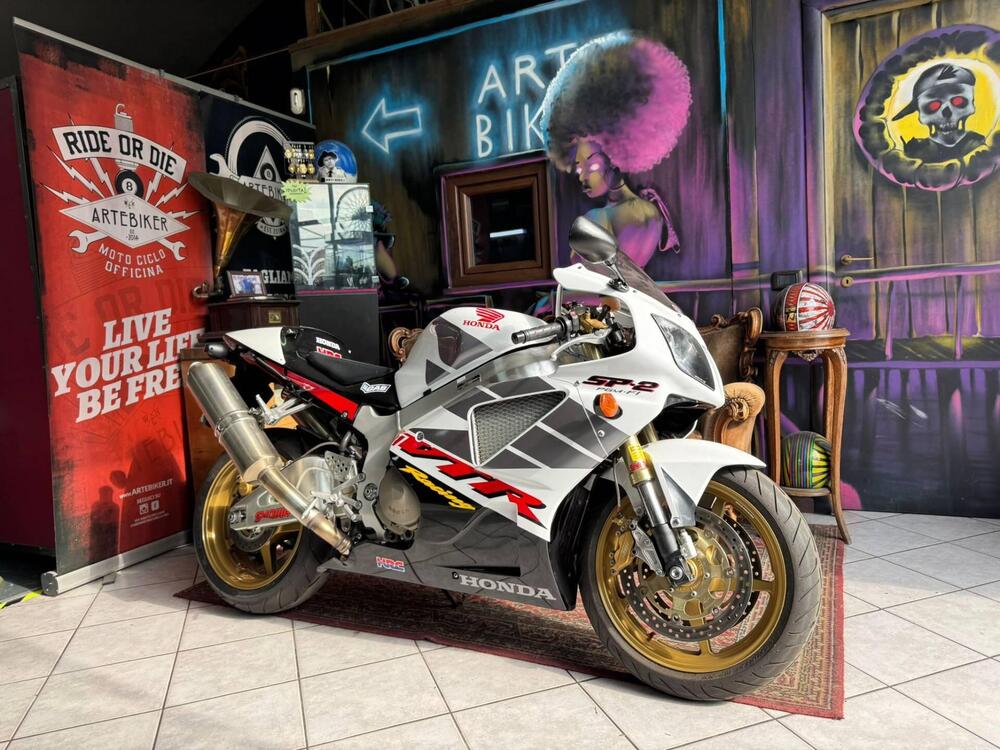 Honda VTR 1000 SP-2 (2002 - 06) (4)