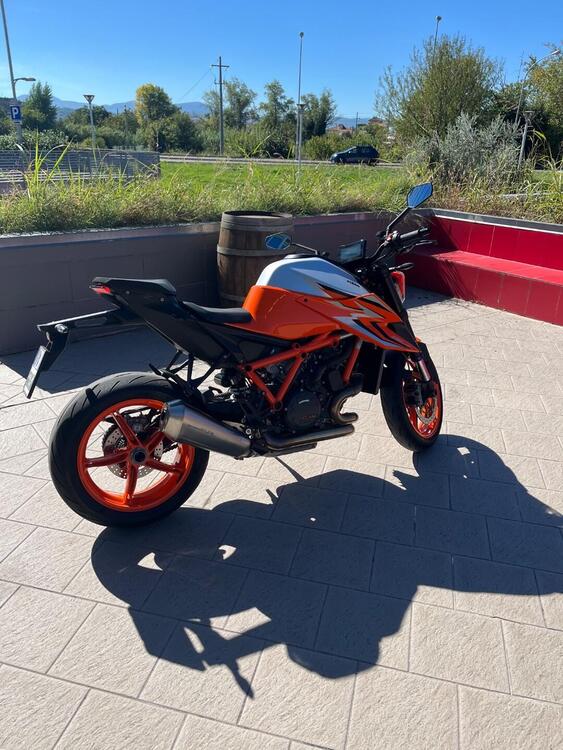 KTM 1290 Super Duke R (2022 - 23) (4)