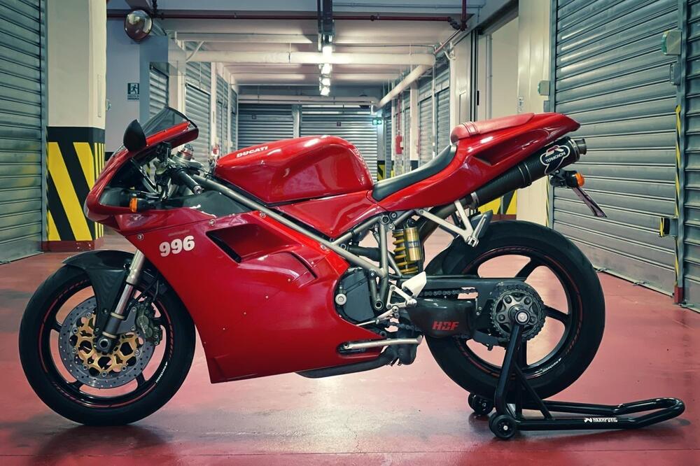 Ducati 996 Biposto (1998 - 01) (2)